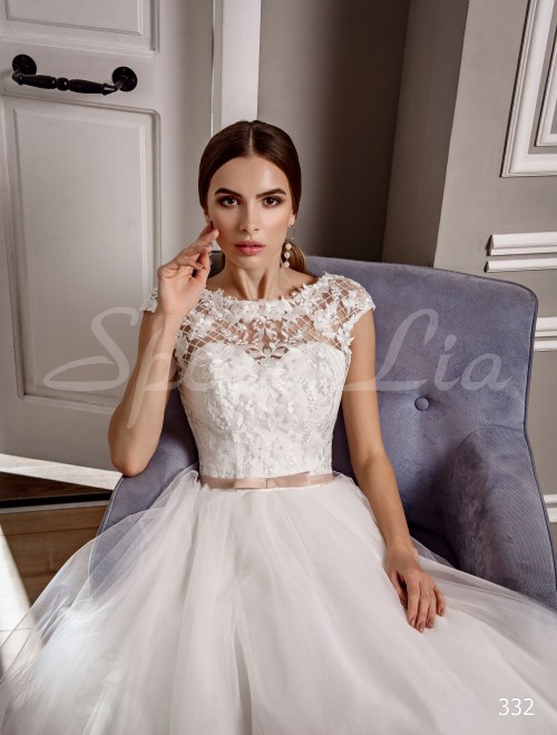 https://www.sposa-lia.com/images/stories/virtuemart/product/332       (2).jpg